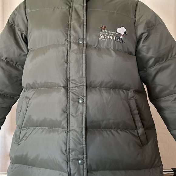 UFS Inc. Peanuts Snoopy *RARE* Women’s Embroidered Down Puffer Coat Jacket - Picture 4 of 16